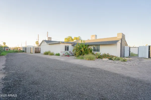 $1,095 | 2802 North 36th Street, Unit 3, Phoenix, AZ 85008