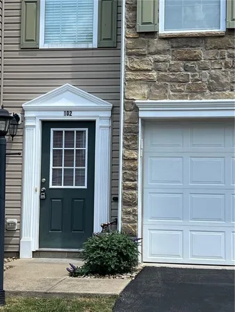 $2,550 | 102 Alderwood Drive, Greensburg, PA 15601