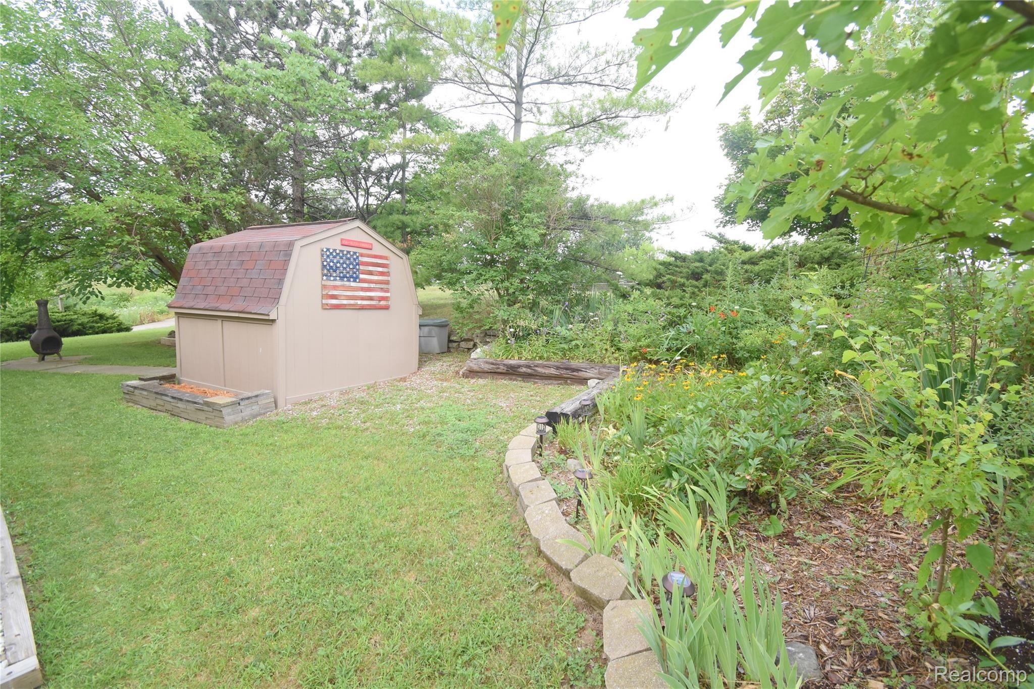 10001 Goodall Road, Unit 334 Durand, MI 48429 - Photo 20 of 26 22.JPG