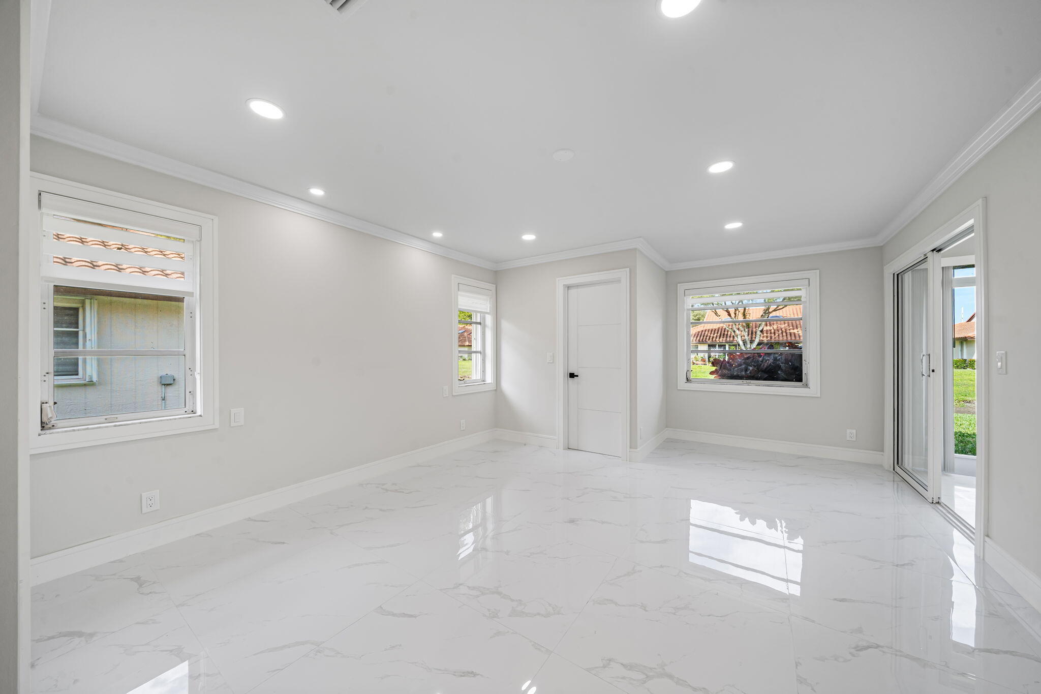 6426 Pointe Pleasant Circle Delray Beach, FL 33484 - Photo 21 of 32 Master 1