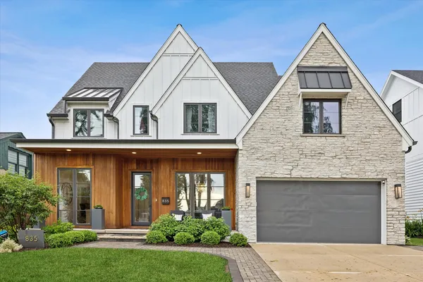 $1,699,900 | 835 Cambridge Avenue, Elmhurst, IL 60126
