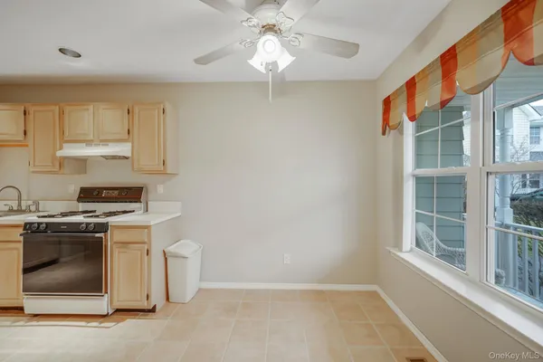 $3,700 | 18 Summerfield Circle, Central Islip, NY 11722