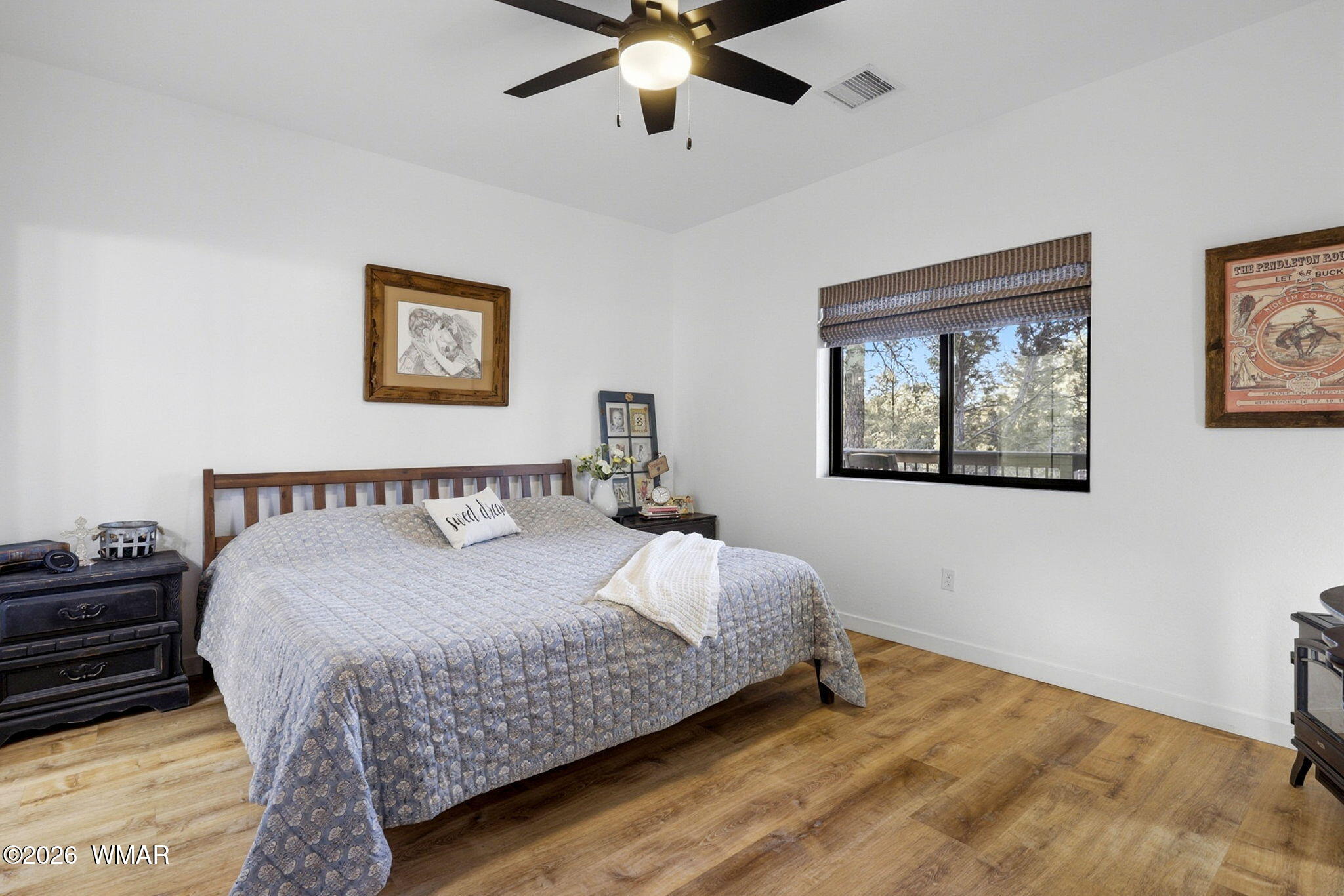 2225 Roundabout Way Overgaard, AZ 85933 - Photo 10 of 31 Gallery Image 10