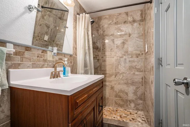 $320,000 | 58507 Ox Bow Drive, Elkhart, IN 46516