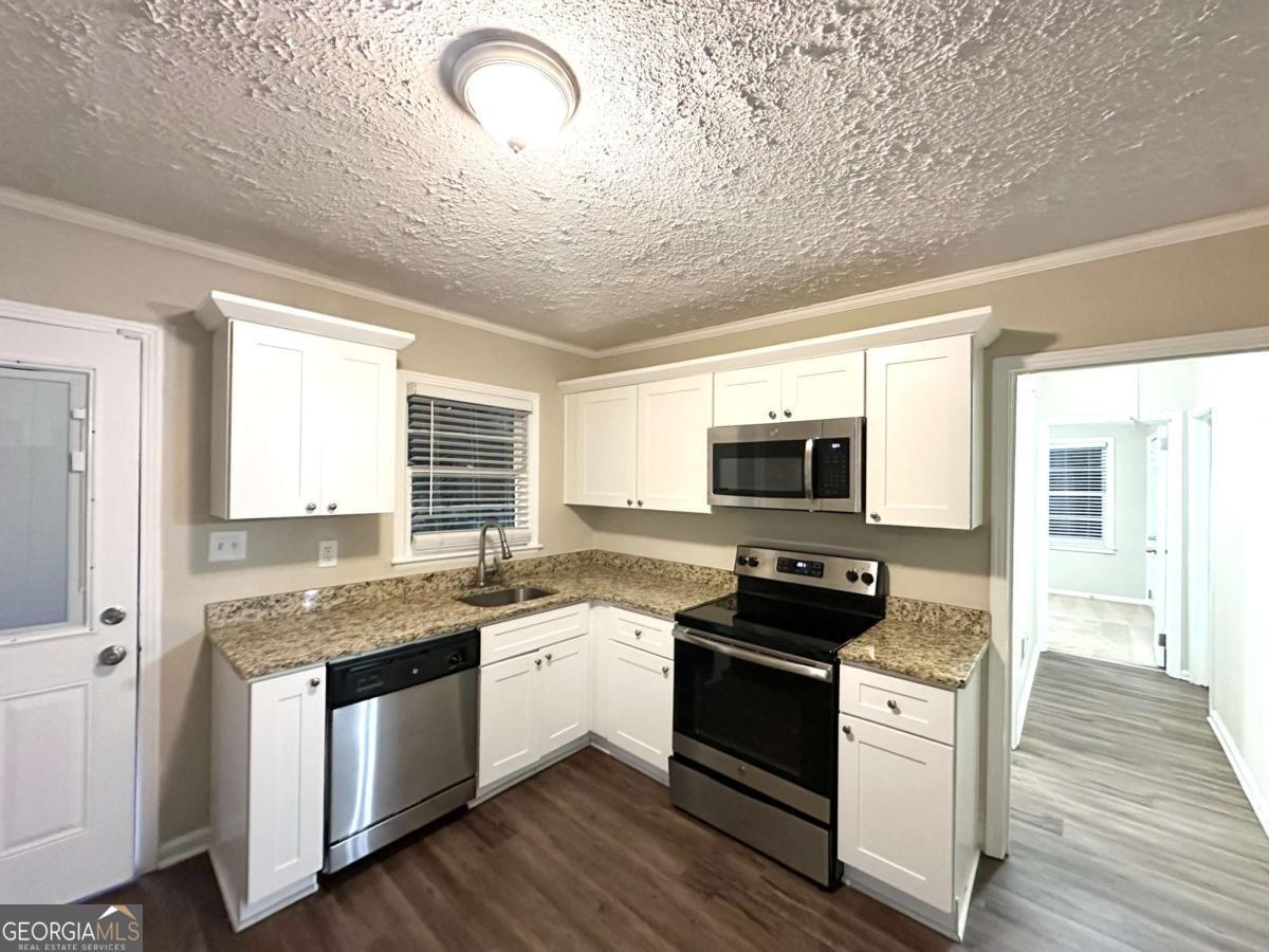 2239 Nelms Drive Southwest Atlanta, GA 30315 - Photo 2 of 11