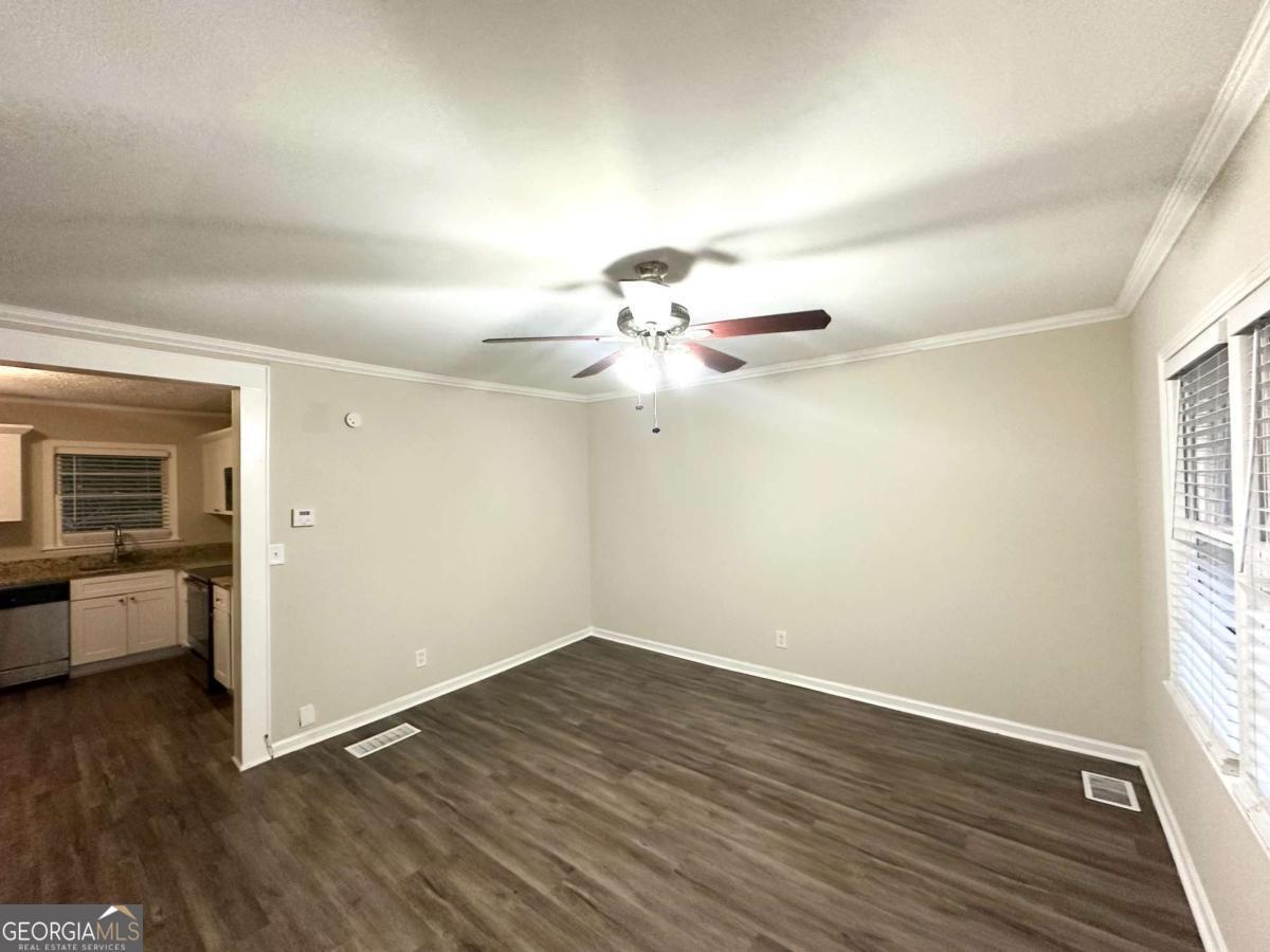 2239 Nelms Drive Southwest Atlanta, GA 30315 - Photo 4 of 11