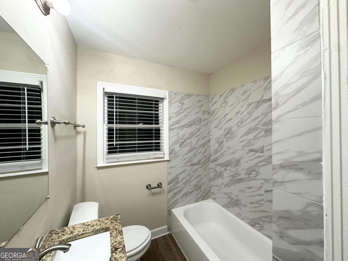 2239 Nelms Drive Southwest Atlanta, GA 30315 - Photo 6 of 11