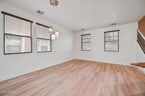 $2,100 | 968 West Aspen Way, Gilbert, AZ 85233