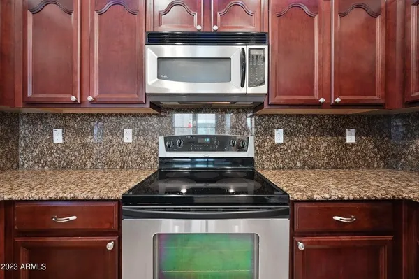 $2,100 | 968 West Aspen Way, Gilbert, AZ 85233