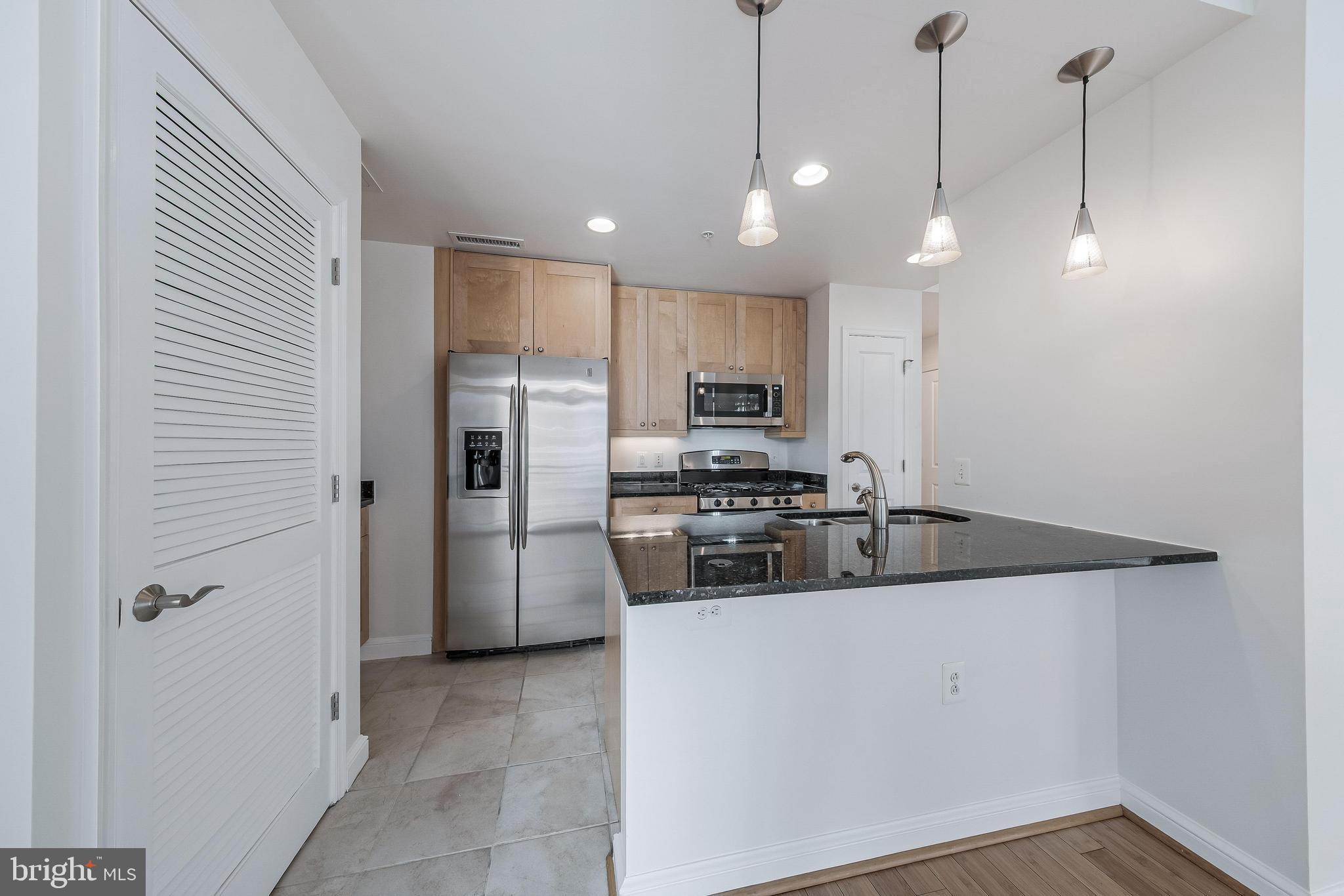 11990 Market Street, Unit 306 Reston, VA 20190 - Photo 21 of 41 Gallery Image 21