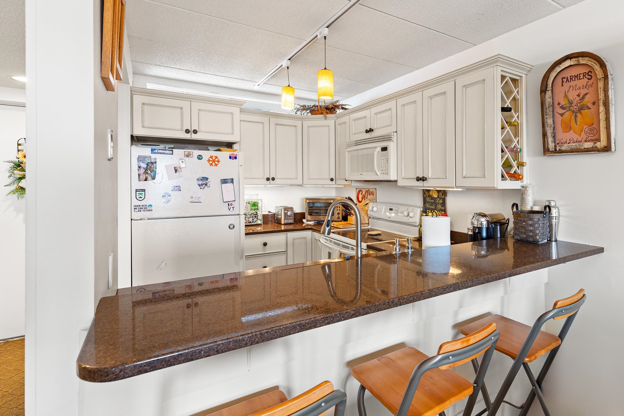 205 Old Mill Road, Unit C 26 Killington, VT 05751 - Photo 8 of 39