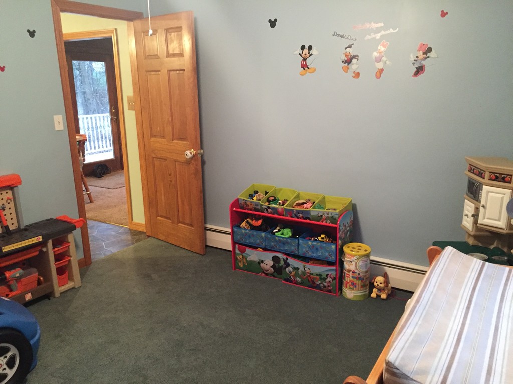 111 Meadow Road Spencer, MA 01562 - Photo 17 of 28 Gallery Image 17