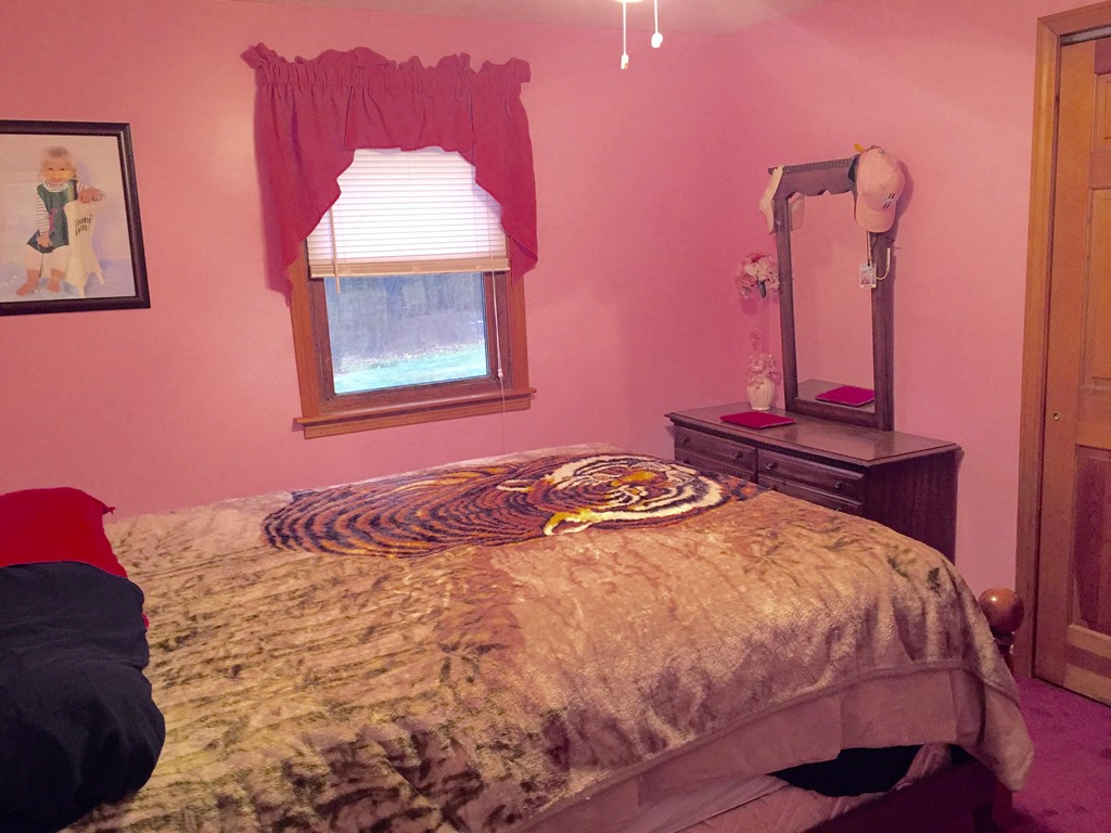 111 Meadow Road Spencer, MA 01562 - Photo 24 of 28 Gallery Image 24