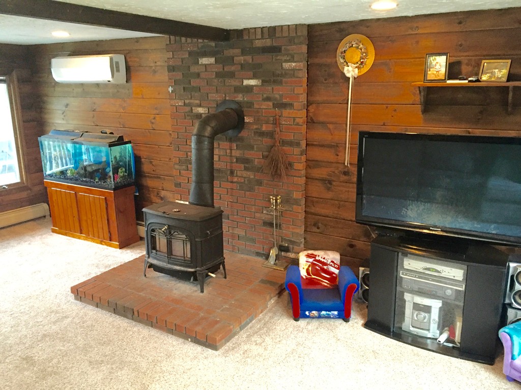 111 Meadow Road Spencer, MA 01562 - Photo 5 of 28 Gallery Image 5