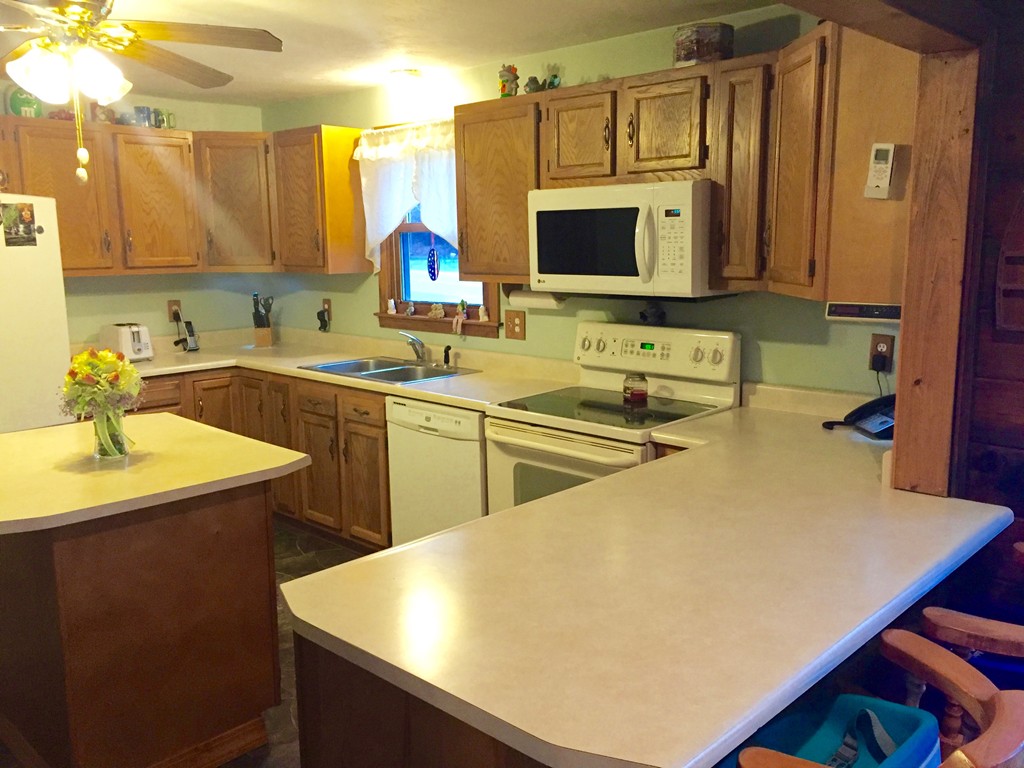 111 Meadow Road Spencer, MA 01562 - Photo 8 of 28 Gallery Image 8