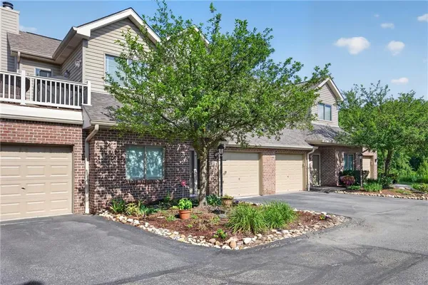 $345,000 | 9106 Sundance Drive, Bridgeville, PA 15017