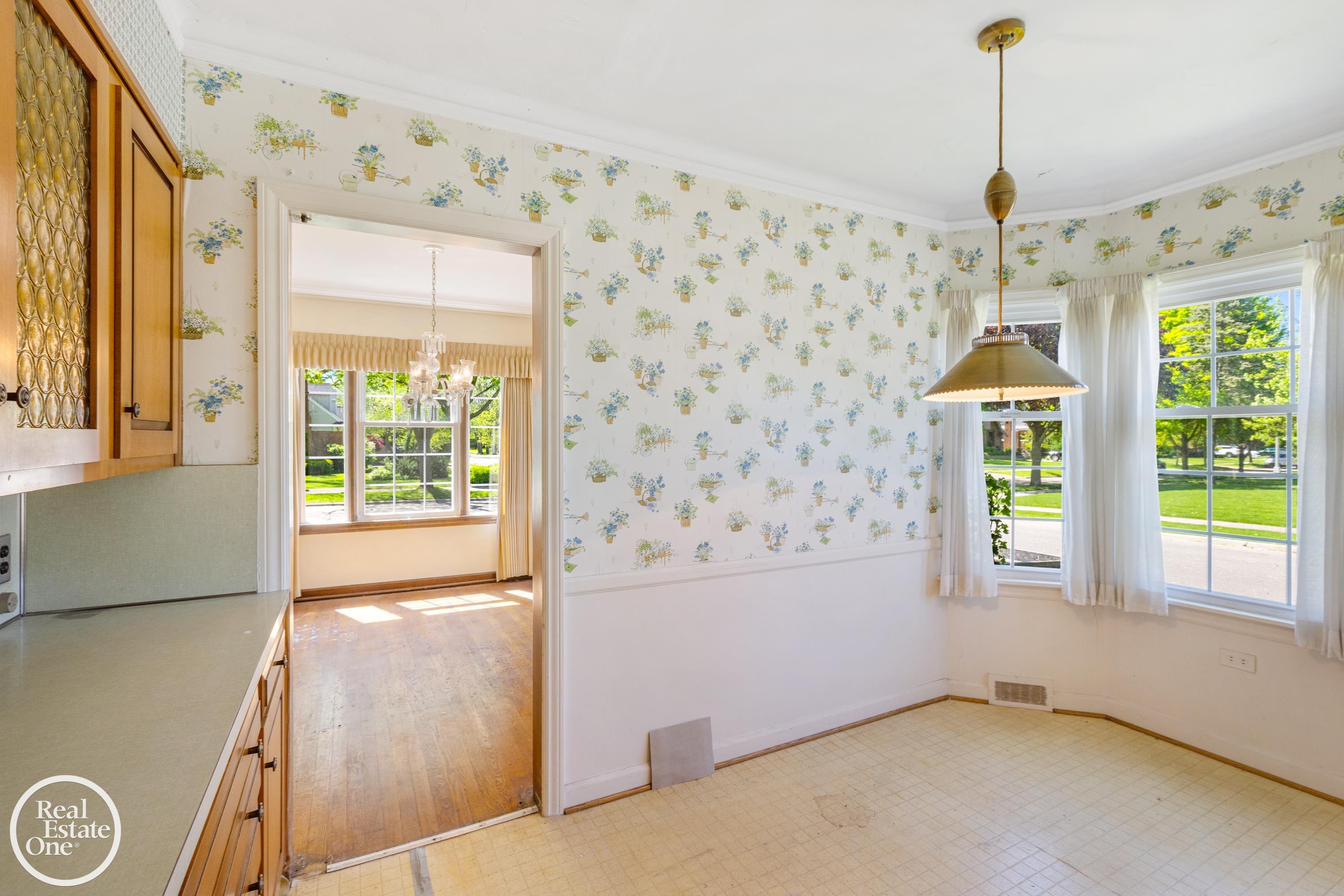 682 Lincoln Road Grosse Pointe, MI 48230 - Photo 25 of 45 50141644-64a8a458-9443-49c1-ba91-d0a58e2eee3e.JPG