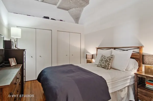 $299,900 | 758 North Larrabee Street, Unit 712, Chicago, IL 60654