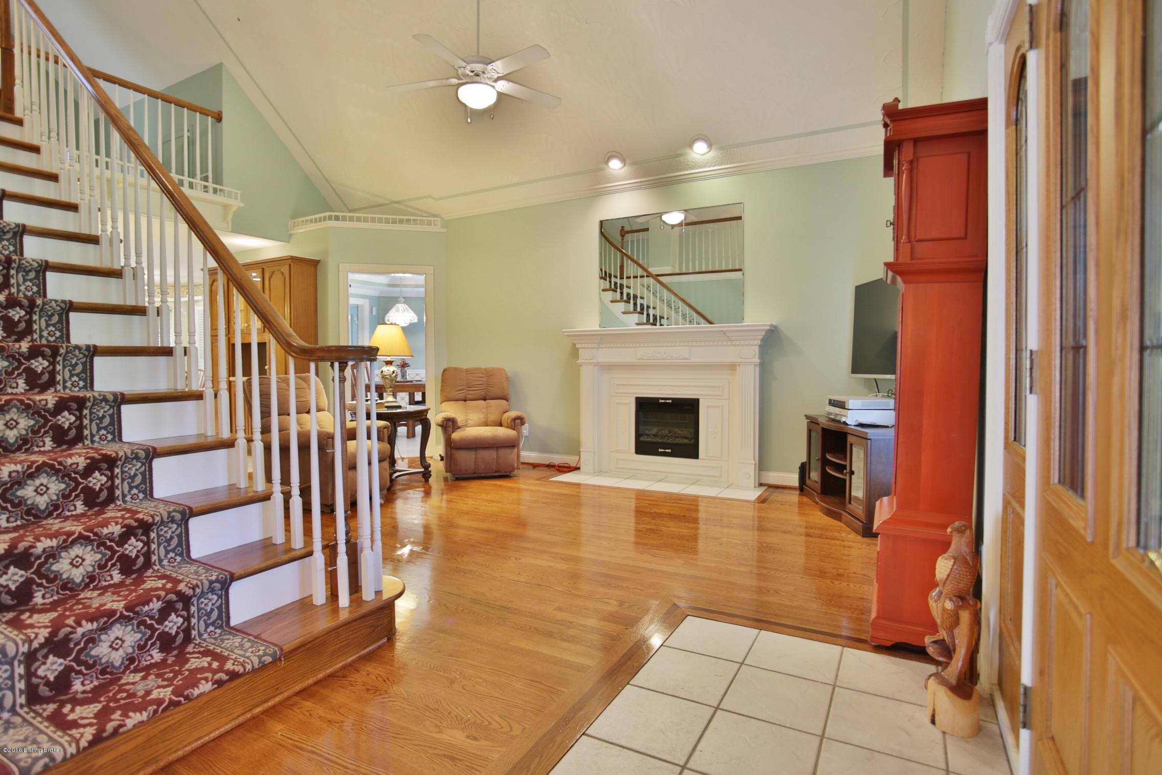 8902 Old Bates Road Louisville, KY 40228 - Photo 6 of 43 6