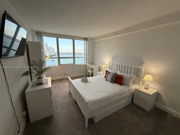 $6,250 | 1500 Bay Road, Unit 1534S, Miami Beach, FL 33139