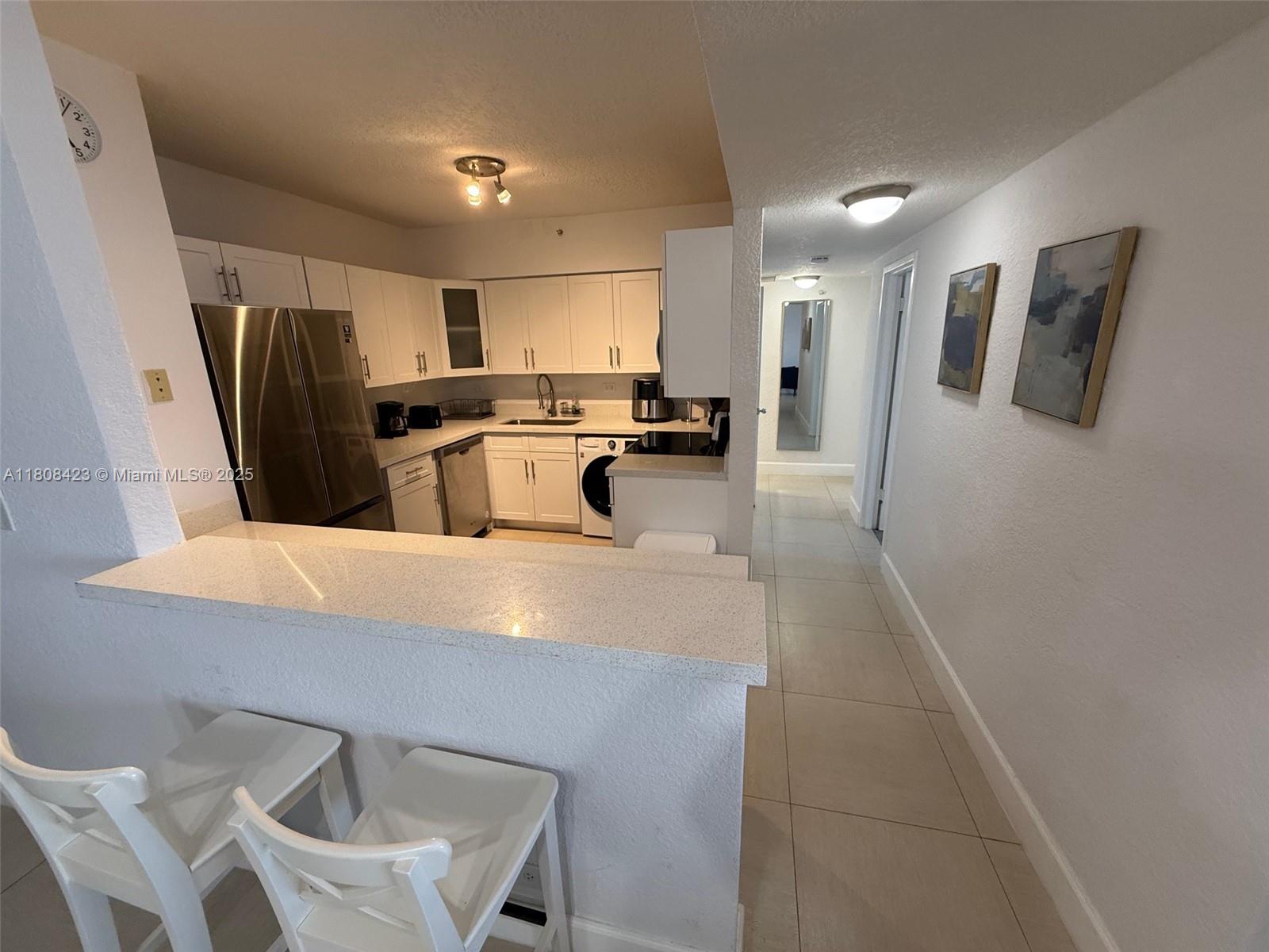 1500 Bay Road, Unit 1534S Miami Beach, FL 33139 - Photo 7 of 37