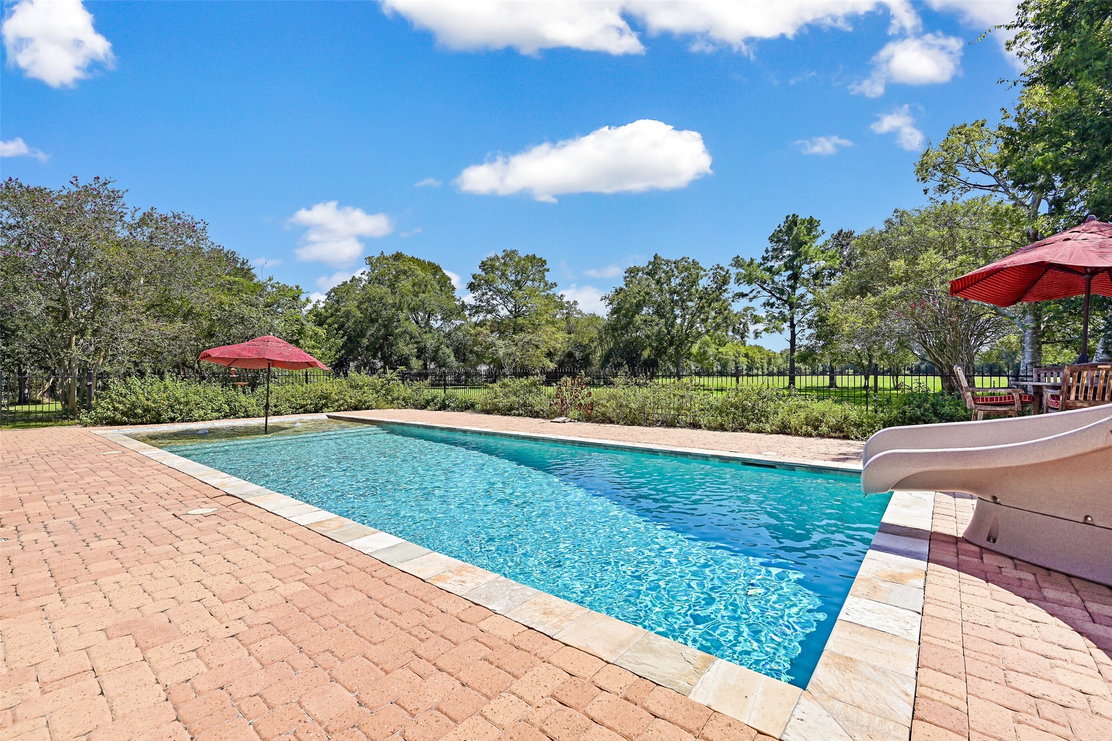 1412 Hollier Road Friendswood, TX 77546 - Photo 20 of 29