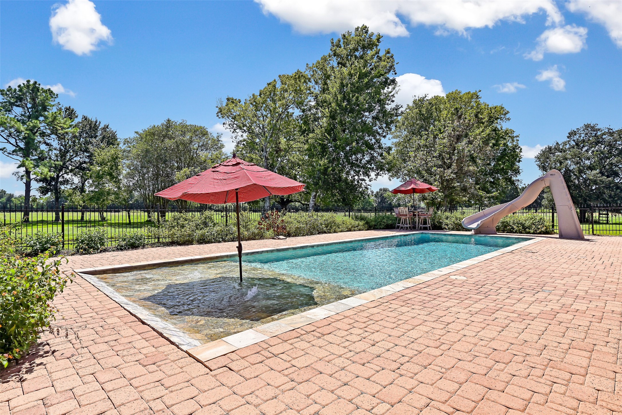 1412 Hollier Road Friendswood, TX 77546 - Photo 22 of 29