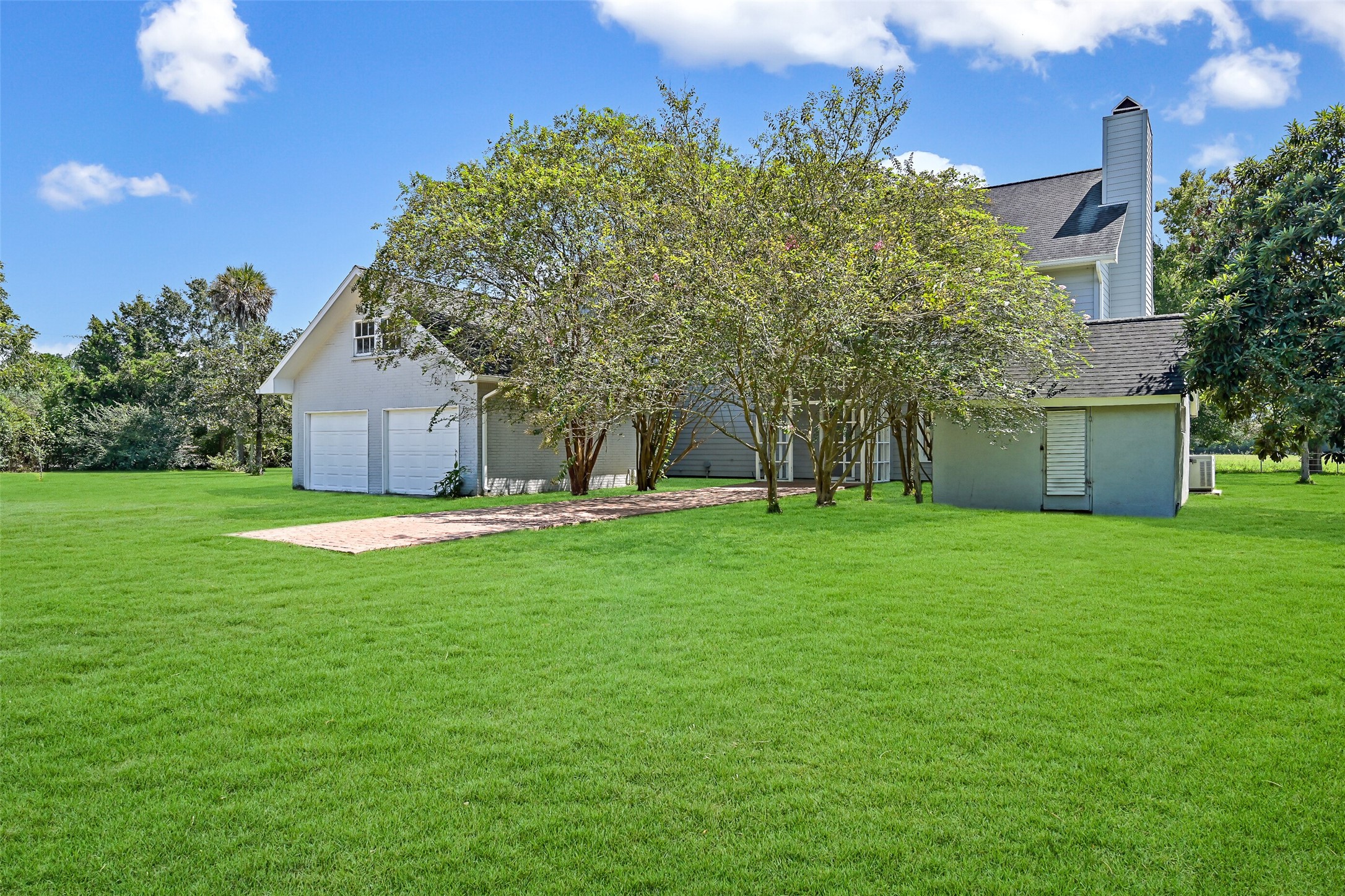 1412 Hollier Road Friendswood, TX 77546 - Photo 4 of 29