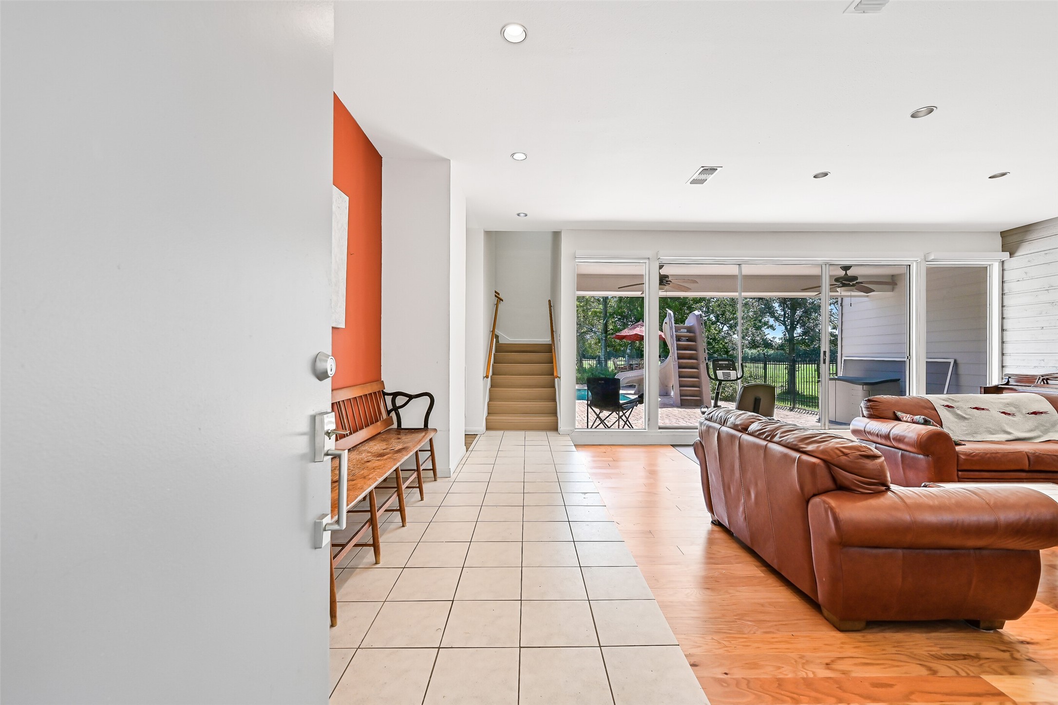 1412 Hollier Road Friendswood, TX 77546 - Photo 6 of 29