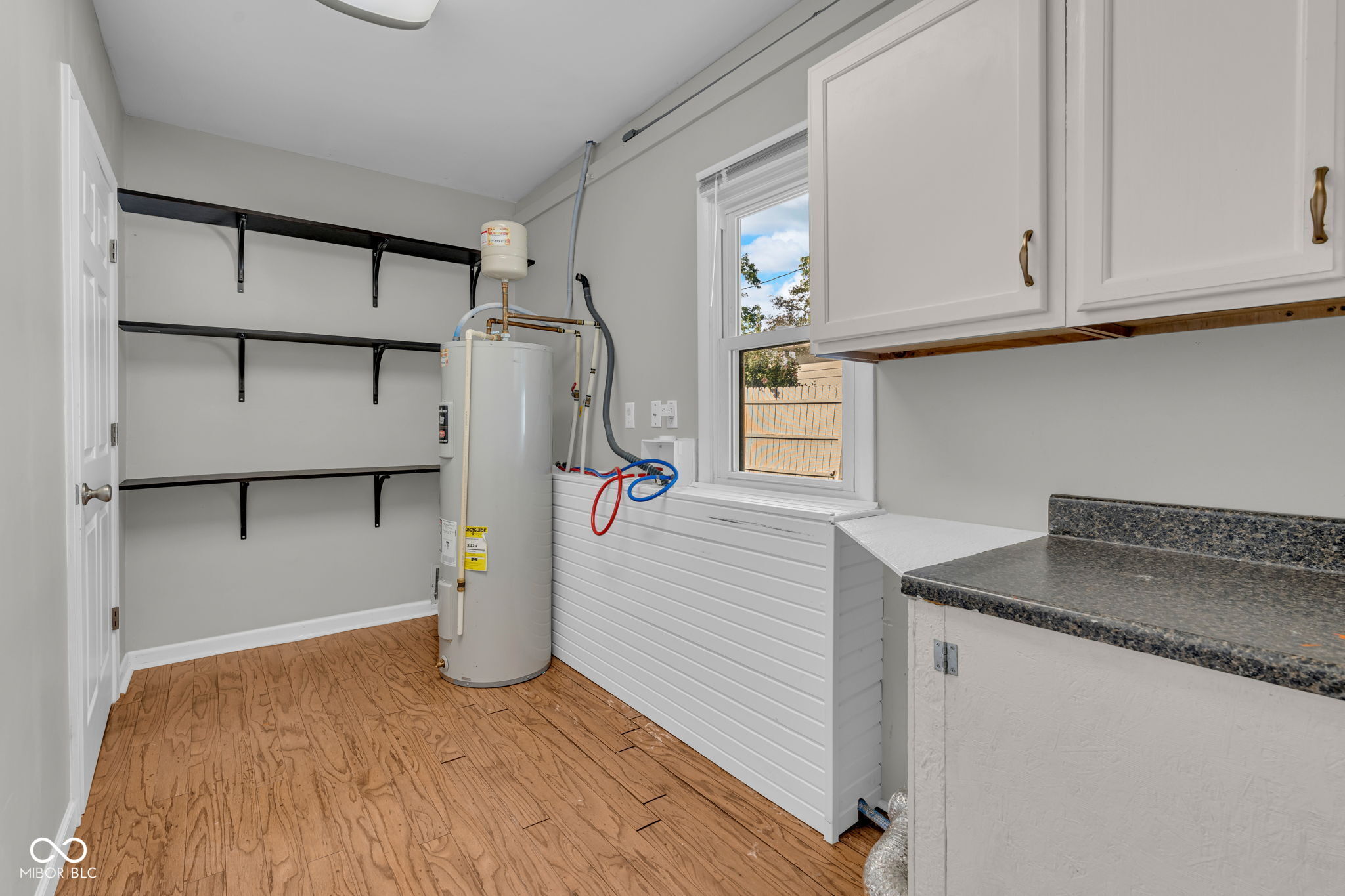 840 Oswego Road Carmel, IN 46032 - Photo 12 of 48