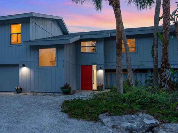 $3,700,000 | 3201 Casey Key Road, Nokomis, FL 34275
