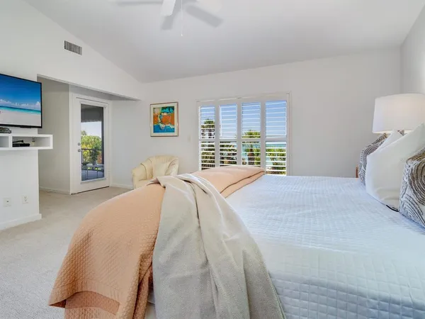 $3,700,000 | 3201 Casey Key Road, Nokomis, FL 34275