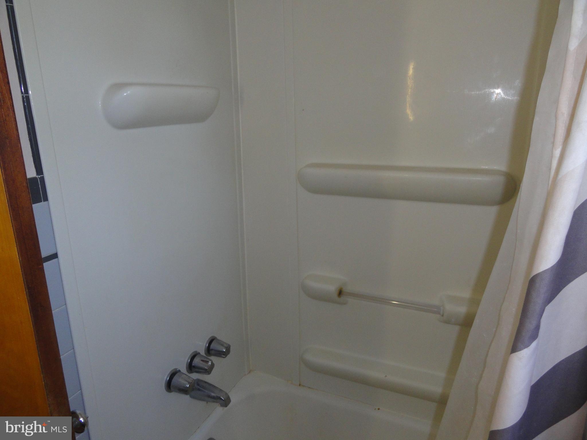 84 Middle Road Hammonton, NJ 08037 - Photo 18 of 47 Gallery Image 18