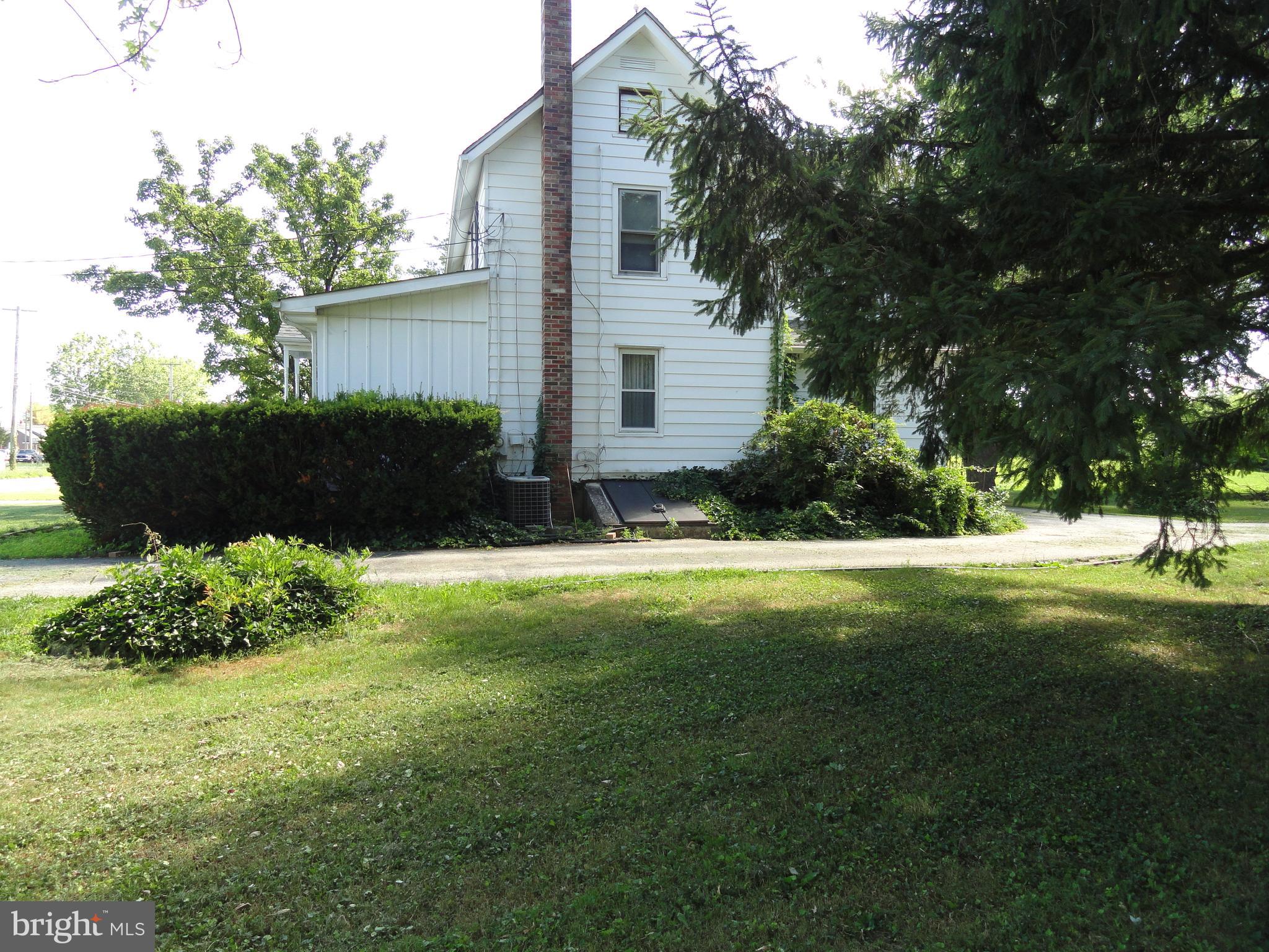 84 Middle Road Hammonton, NJ 08037 - Photo 4 of 47 Gallery Image 4
