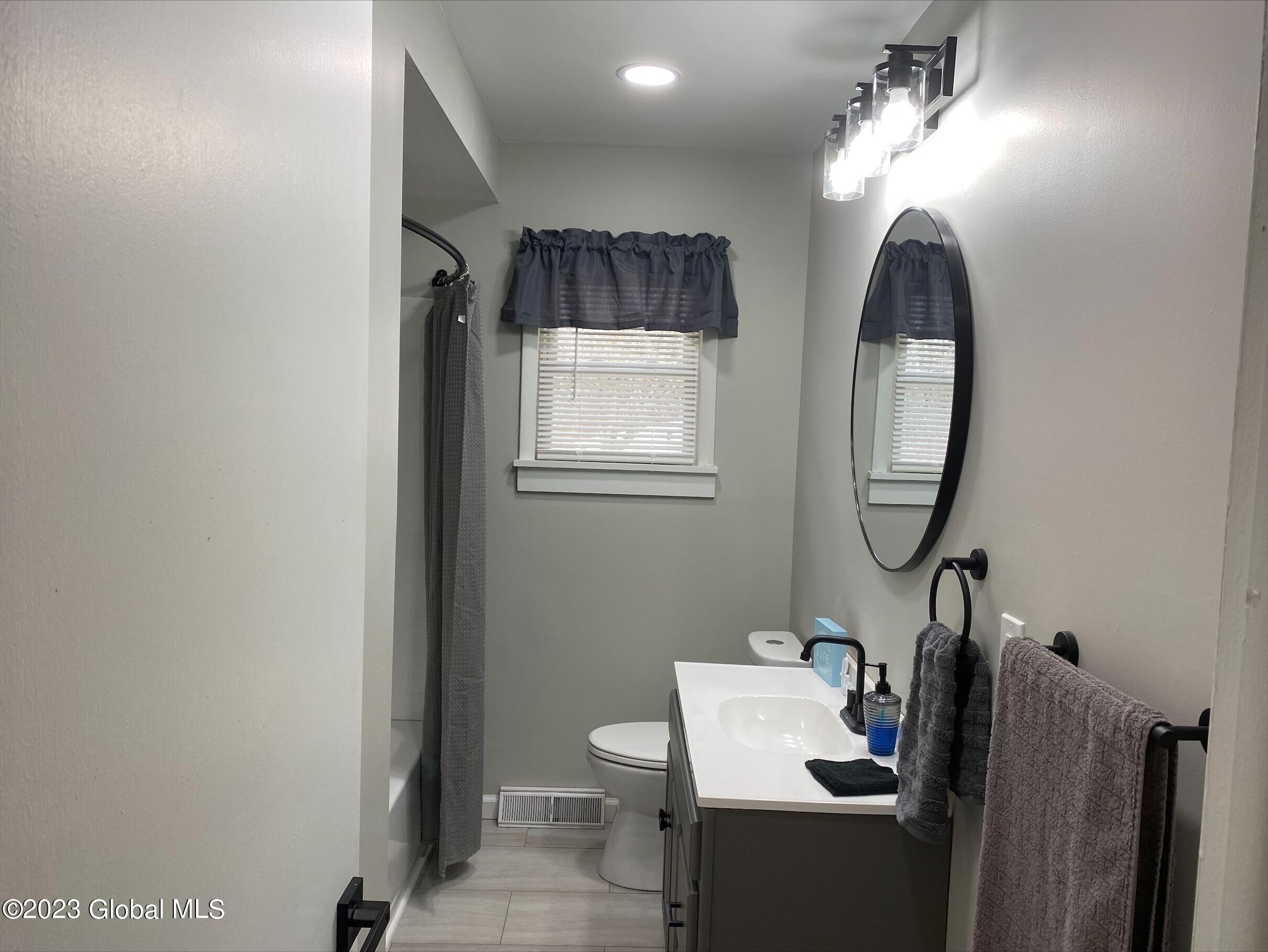 159 Cordell Road Colonie, NY 12303 - Photo 16 of 26 Bthroom Main