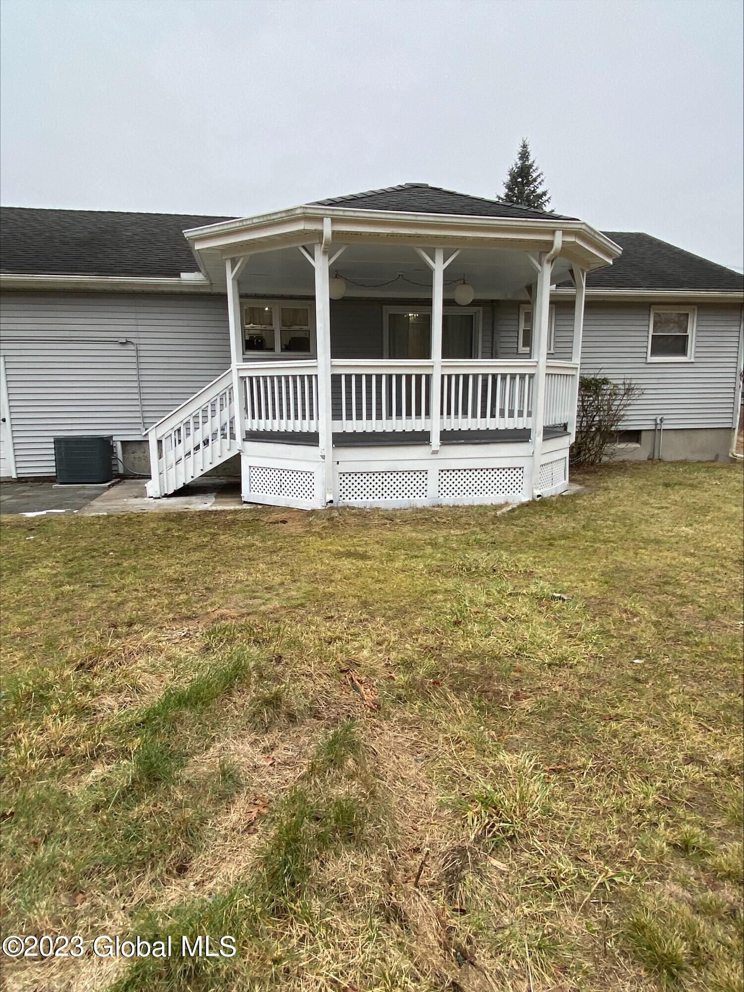 159 Cordell Road Colonie, NY 12303 - Photo 7 of 26 back patio
