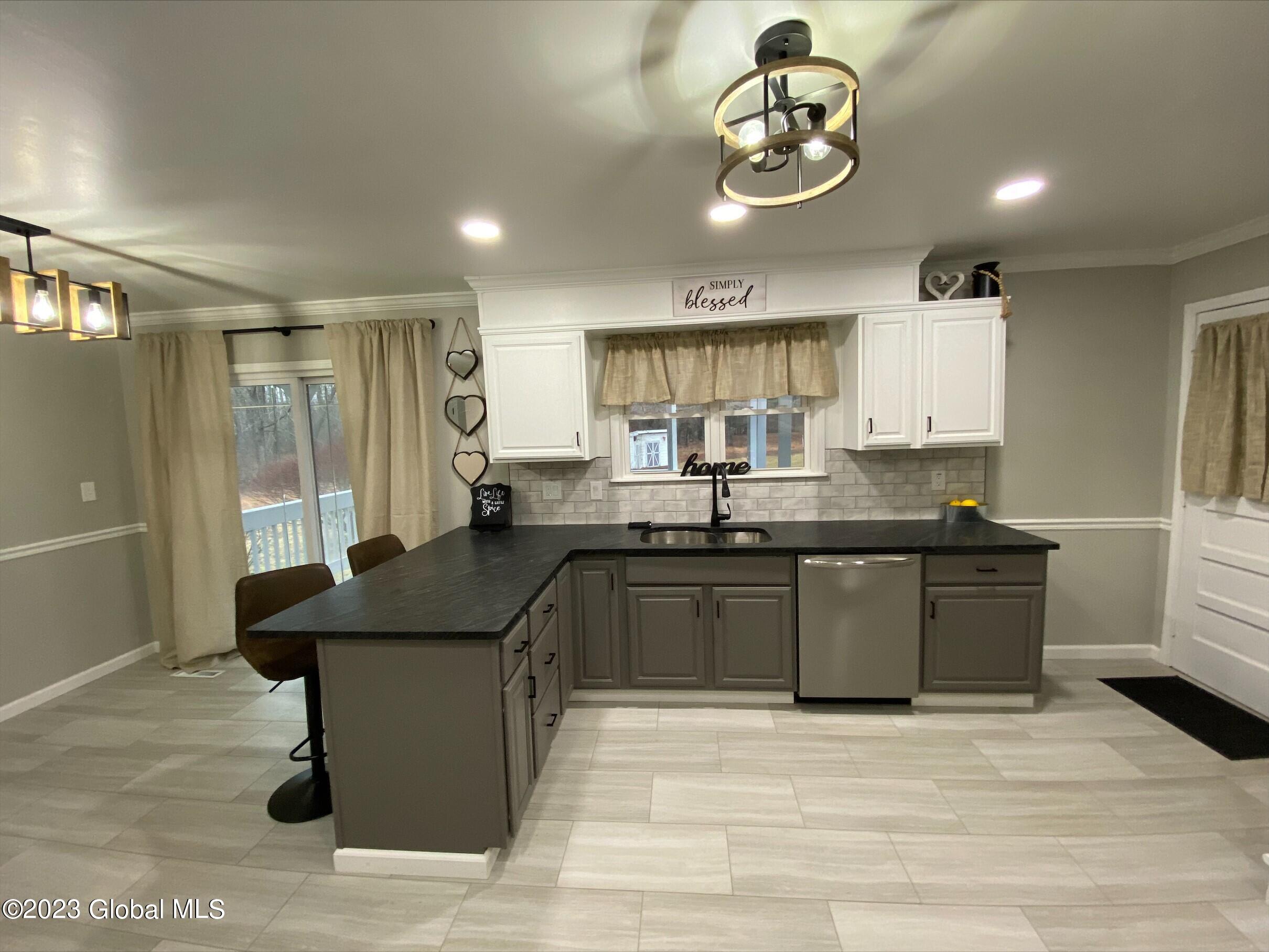 159 Cordell Road Colonie, NY 12303 - Photo 8 of 26 Kitchen 1