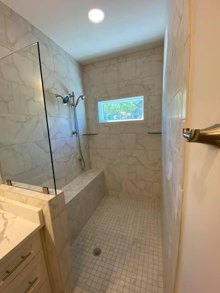 400 Fanny Ann Way Freeport, FL 32439 - Photo 11 of 20 a view of a bathroom