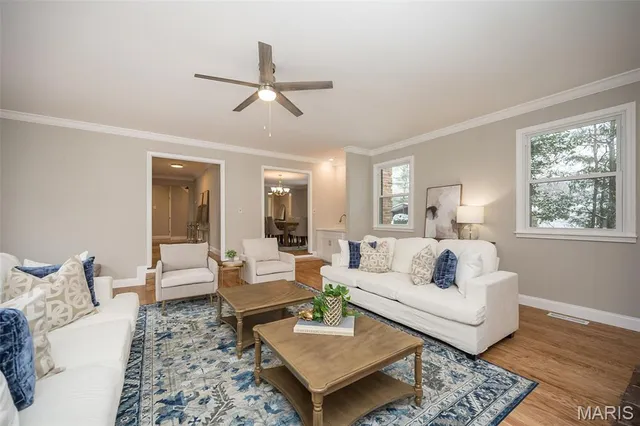 $570,000 | 304 Monteith Drive, Ellisville, MO 63011