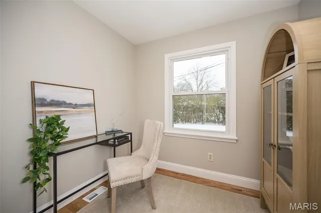 $570,000 | 304 Monteith Drive, Ellisville, MO 63011