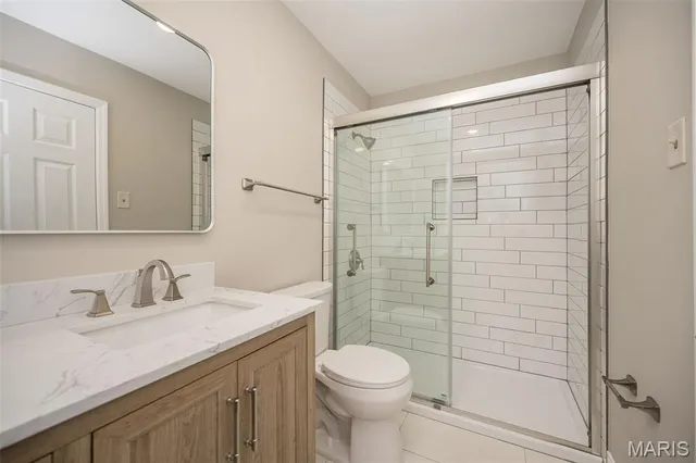 $570,000 | 304 Monteith Drive, Ellisville, MO 63011