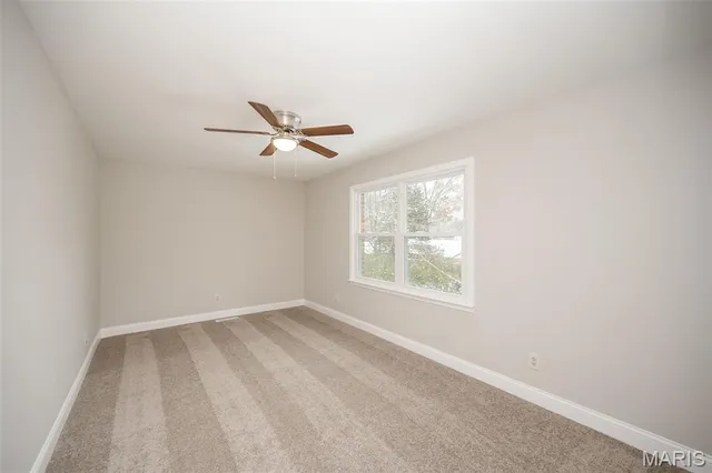 $570,000 | 304 Monteith Drive, Ellisville, MO 63011