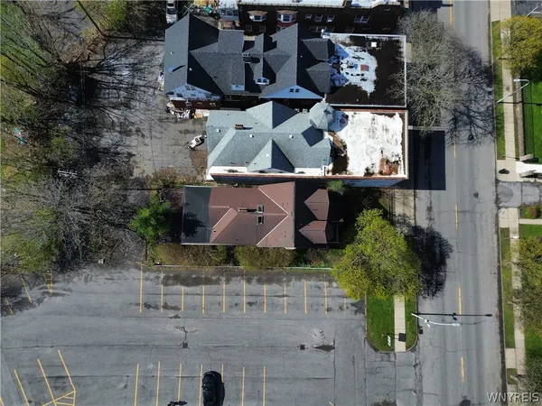 $140,000 | 729 Main Street, Niagara Falls, NY 14301