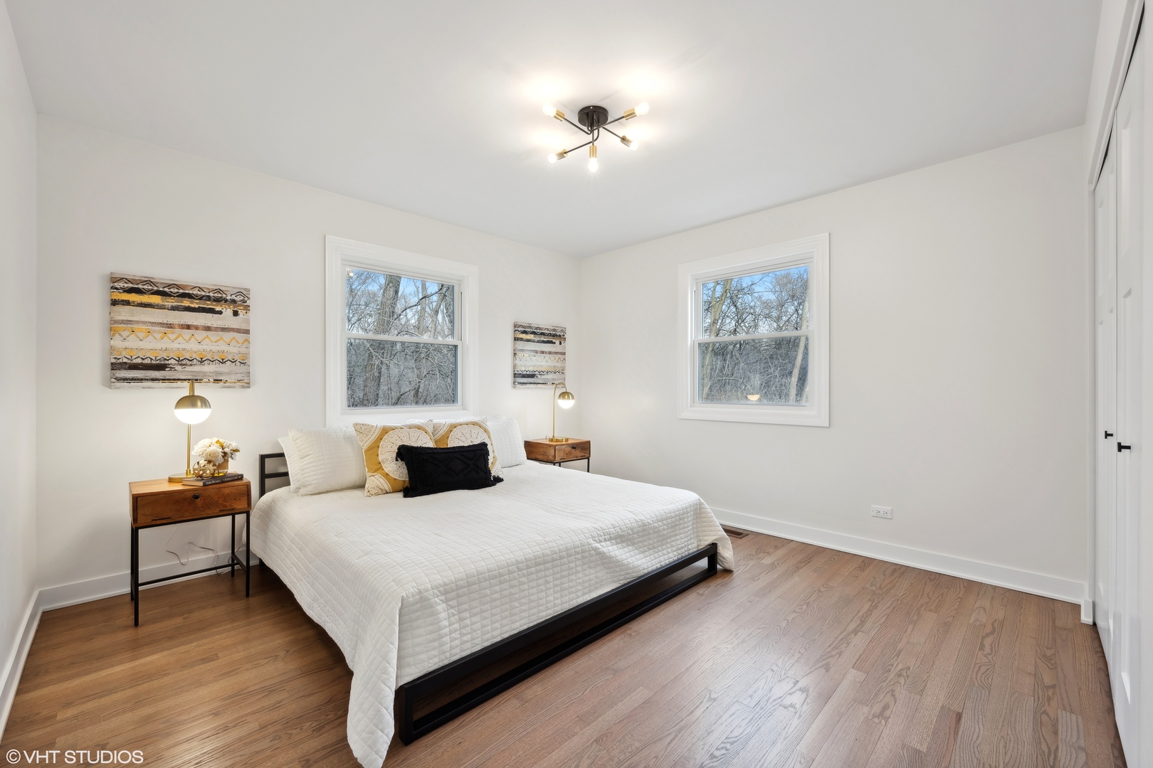 26340 West Merton Road Barrington, IL 60010 - Photo 11 of 22 a bedroom with a bed lamp and a window