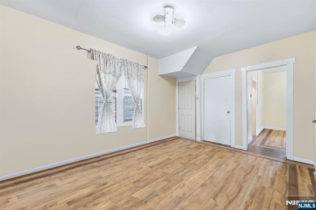 971 Grove Street Irvington, NJ 07111 - Photo 3 of 17