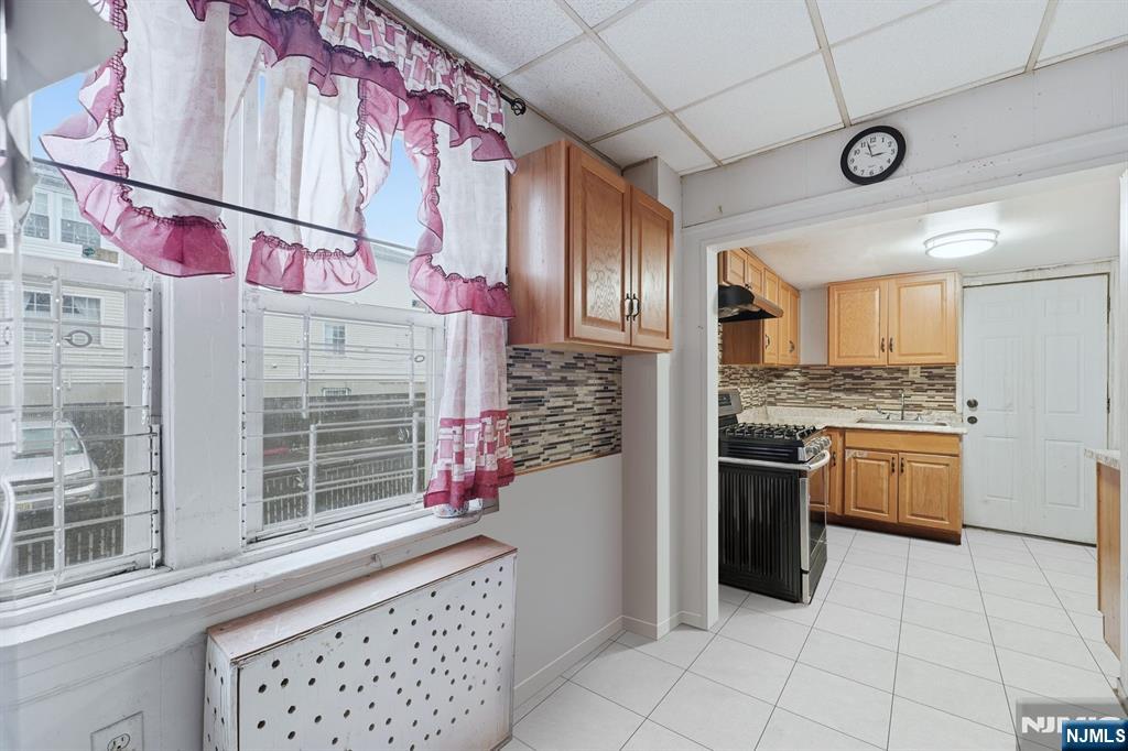 971 Grove Street Irvington, NJ 07111 - Photo 8 of 17