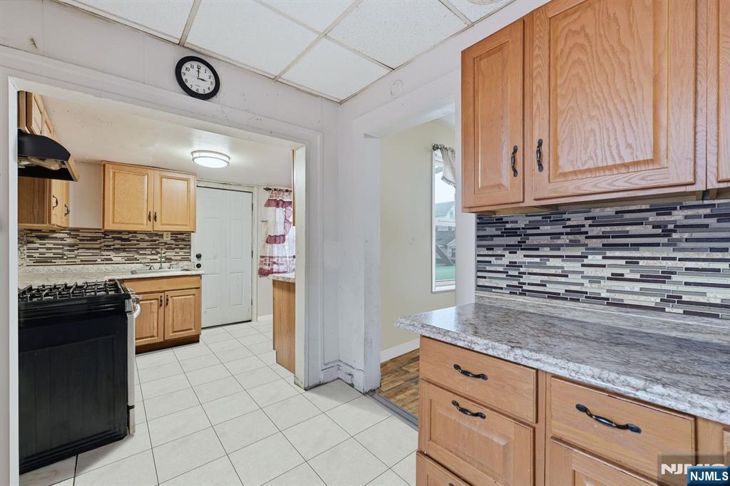 971 Grove Street Irvington, NJ 07111 - Photo 10 of 17