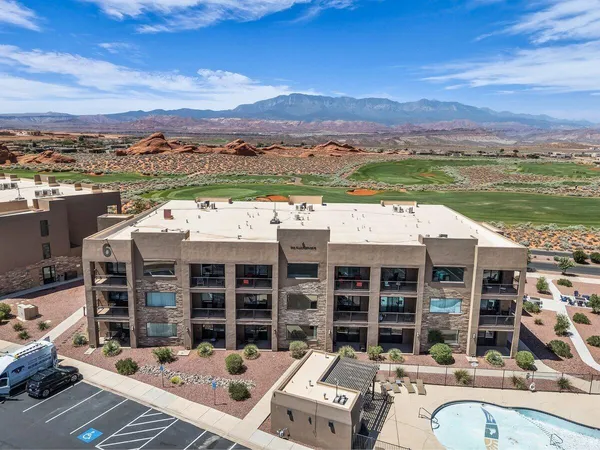 $325,000 | 5160 West Villas North Drive, Unit 6305, Hurricane, UT 84737