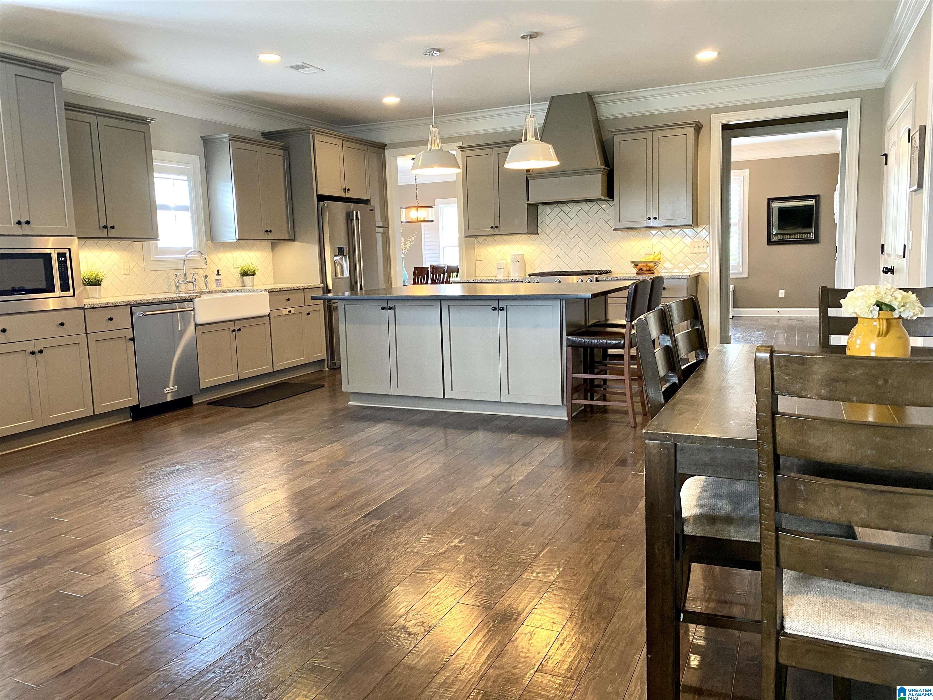 2512 Sebonac Road Birmingham, AL 35226 - Photo 8 of 31
