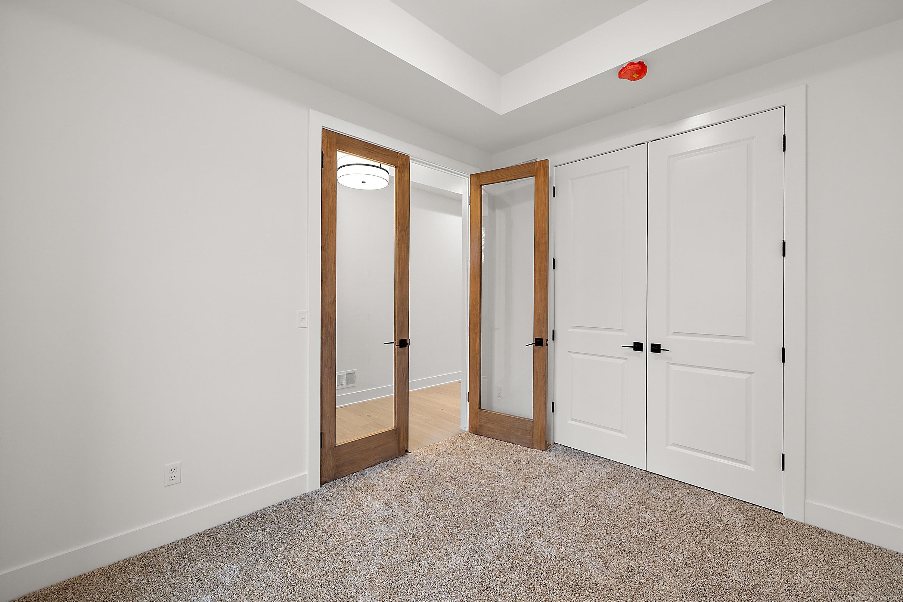 5871 Everton Court Troy, MI 48085 - Photo 10 of 35